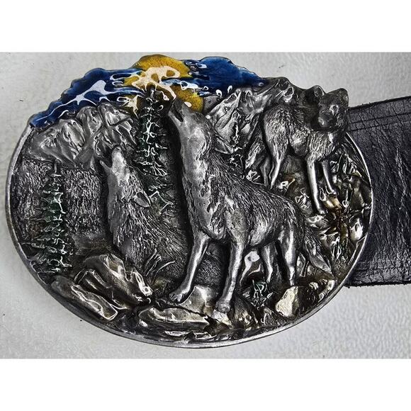 VTG Siskiyou Ornate Wolf Pack Belt Buckle & Belt 1981 Bergamot Brass Works 34" - Picture 3 of 10